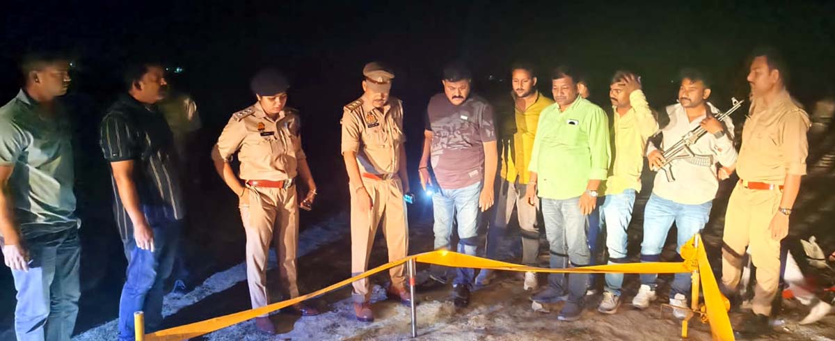 दो बदमाश घायल, एक गिरफ्तार, पुलिस टीम को मिला पुरस्कार