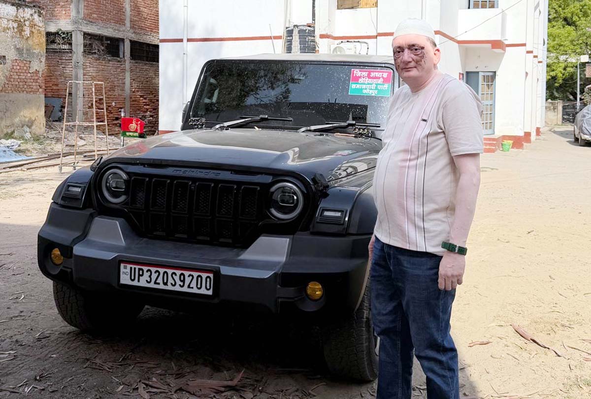  लाल-नीली बत्ती व हूटर बजाती सपा नेता आजम की थार सीज