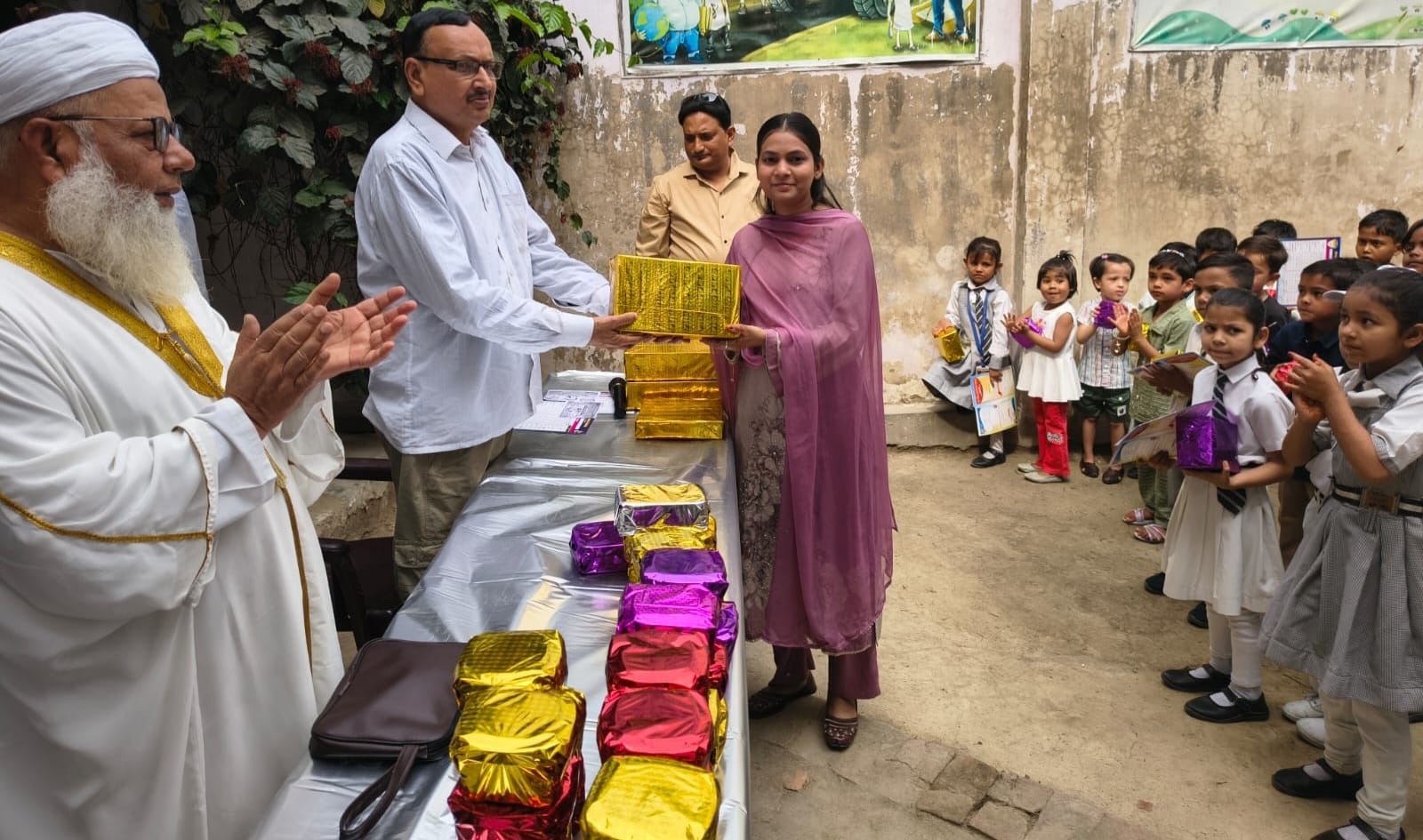 बच्चे देश का भविष्य उन्हें सुरक्षित शिक्षा व खेल का माहौल दें – प्रवक्ता फजलुर्रहमान