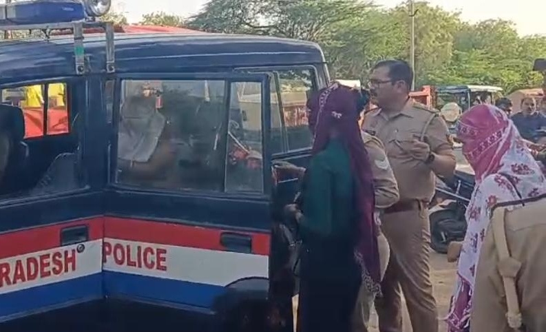 उरई में पुलिस का बड़ा एक्शन, सेक्स रैकेट का भंडाफोड़