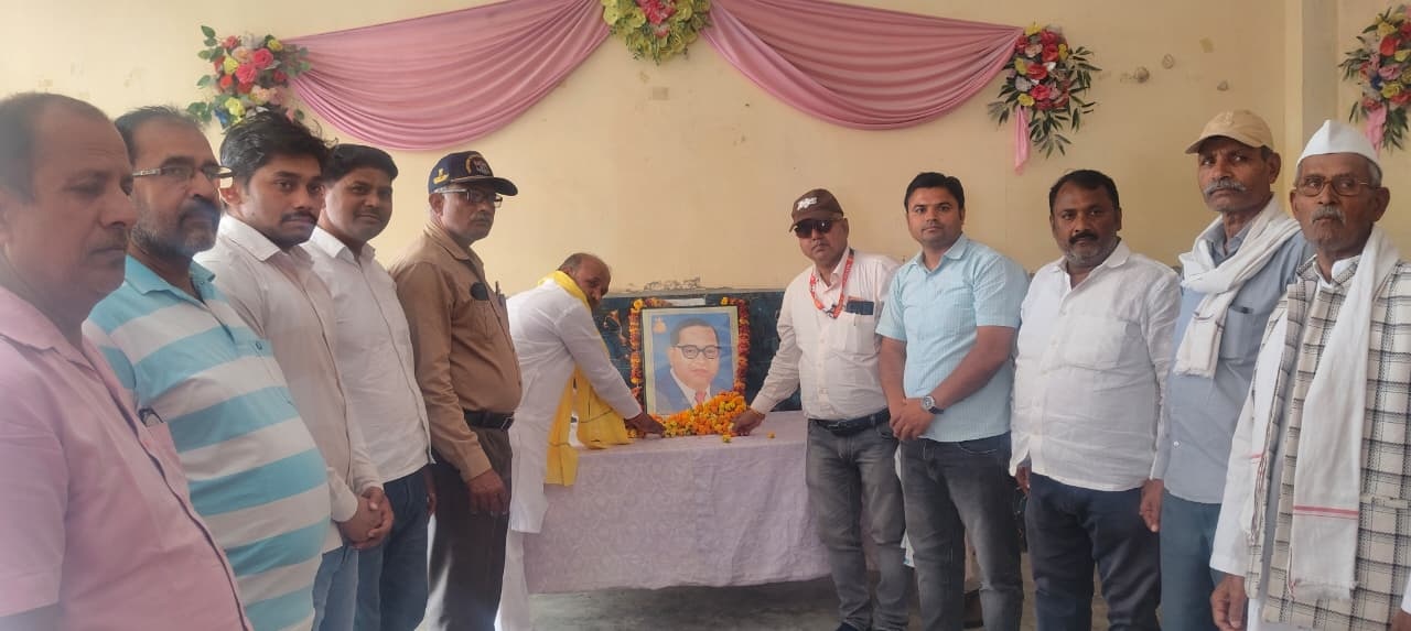 फतेहपुर के सैनिक गेस्ट हाउस में धूमधाम से मनाई गई भीमराव अंबेडकर जयंती