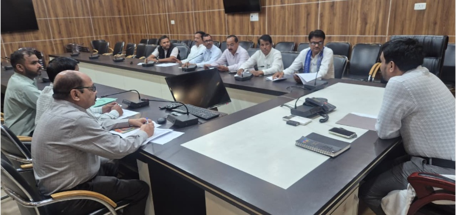  अंतिम मतदाता सूची जारी, कलेक्ट्रेट में राजनीतिक दलों के साथ बैठक