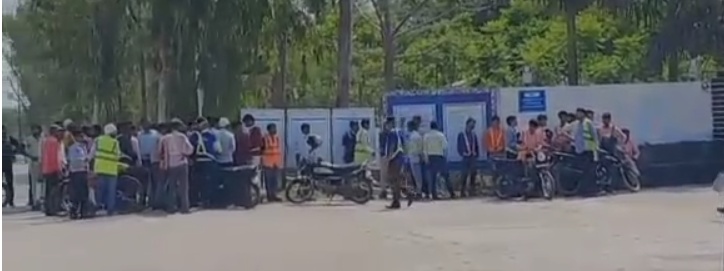 सुमेरपुर में हिंदुस्तान यूनिलीवर के कर्मचारियों का प्रदर्शन, ठेकेदारों पर मनमानी का आरोप