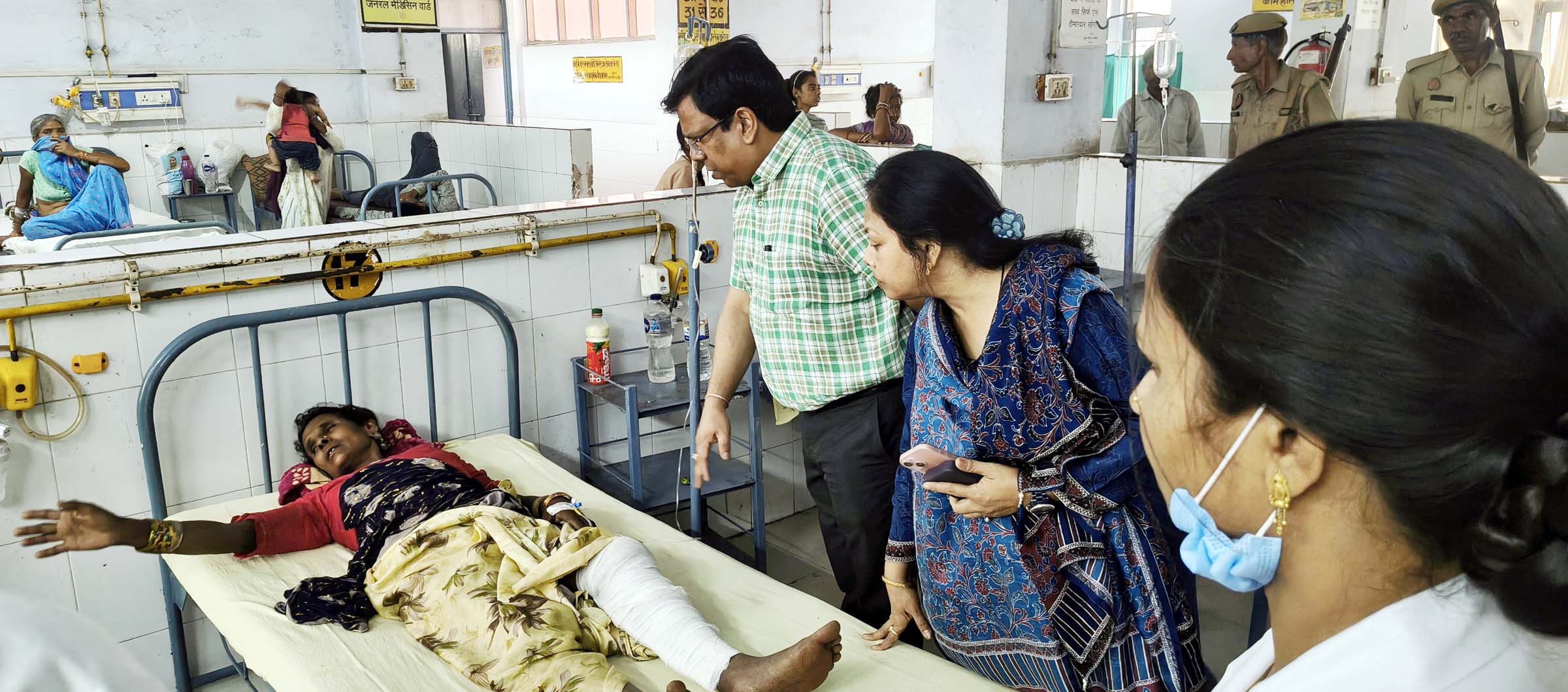 तूफान ने उजाड़ दी थीं कई जिंदगियां, घायलों को बेहतर इलाज दिलाना प्राथमिकता
