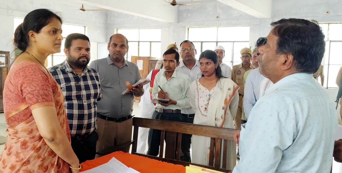 पुराने वादों के निस्तारण व रिकार्ड के बेहतर रख-रखाव के निर्देश