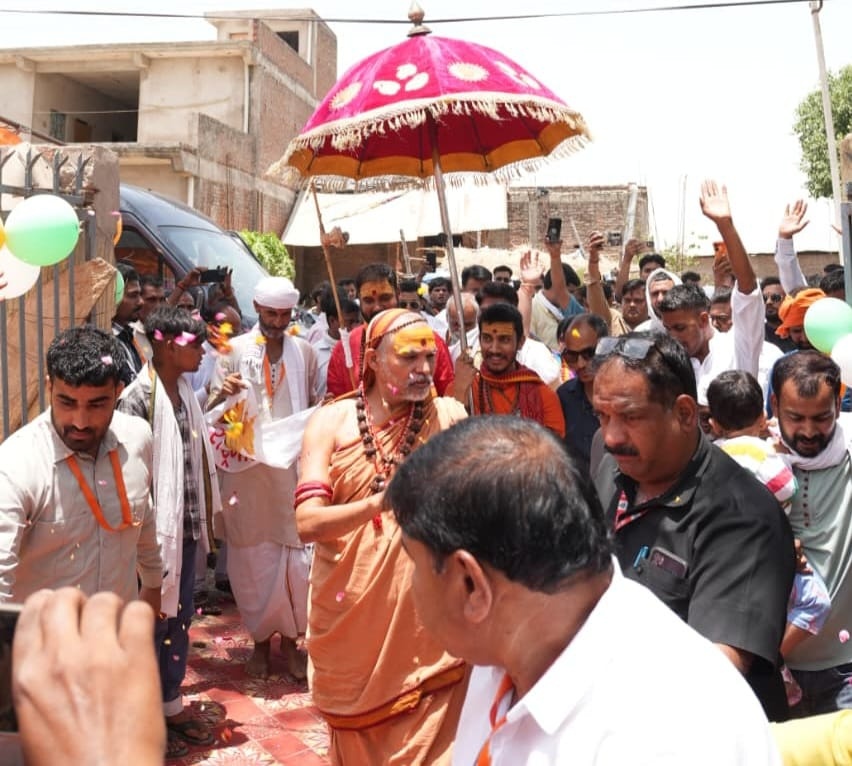 गोमाता भारतीय संस्कृति व सनातन परंपरा की आधारशिला: अविमुक्तेश्वरानंद