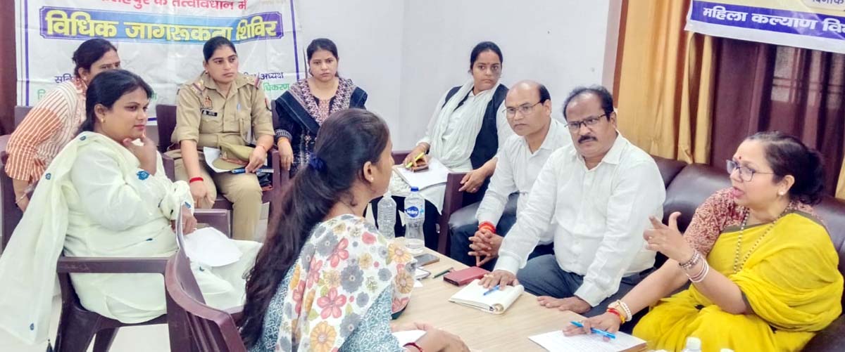बीस शिकायतों पर संबंधित विभागों को दिए त्वरित निस्तारण के निर्देश