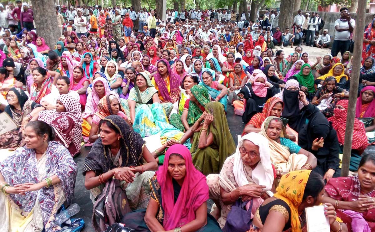 बड्स एक्ट कानून के तहत भुगतान कराए जाने की डीएम से फिर उठाई मांग