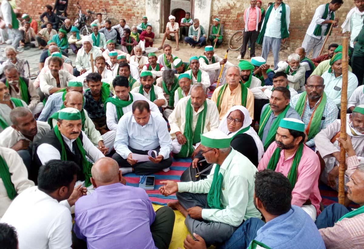 खाद किल्लत को लेकर भाकियू टिकैत गुट ने की पंचायत