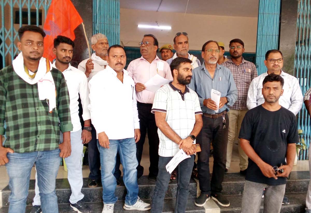 मांगों को लेकर भारतीय मजदूर संघ ने सीएम को भेजा ज्ञापन