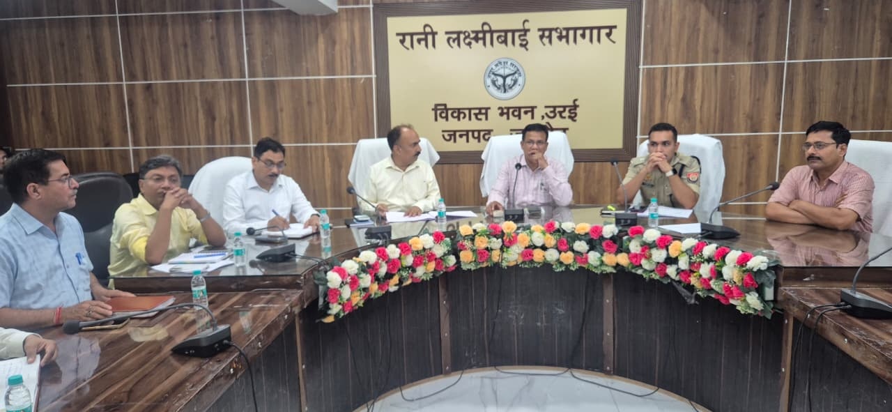 अंतरराष्ट्रीय योग दिवस को भव्य बनाने की तैयारी, समीक्षा बैठक