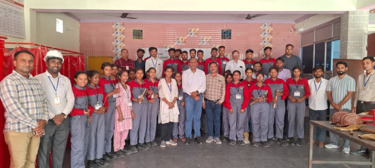 वर्टिस इंफ्रास्ट्रक्चर ट्रस्ट की पहल से युवाओं को मिल रहा रोजगार
