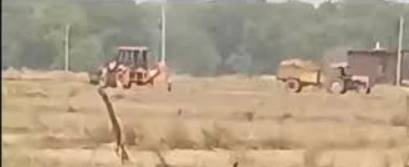  संगोलीपुर मोरंग खदान पर अनियमित खनन का आरोप