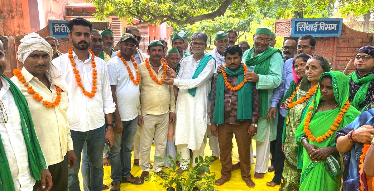 किसानों की मांगों को लेकर कलेक्ट्रेट में गरजे भाकियू कार्यकर्ता