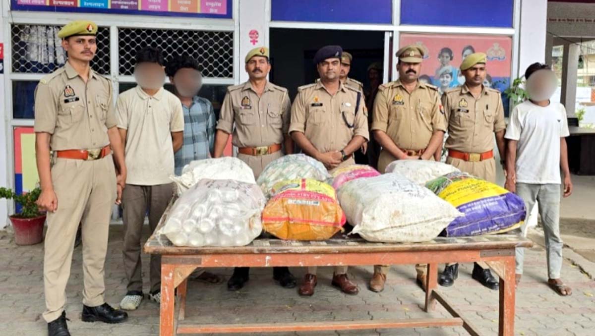 22 पेटी देशी शराब व 62 बीयर कैन बरामद, दो की तलाश जारी