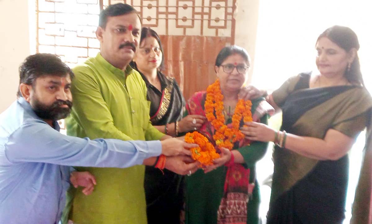  जिले में एक लाख सदस्य बनाने का क्षत्रिय महासभा ने लिया संकल्प