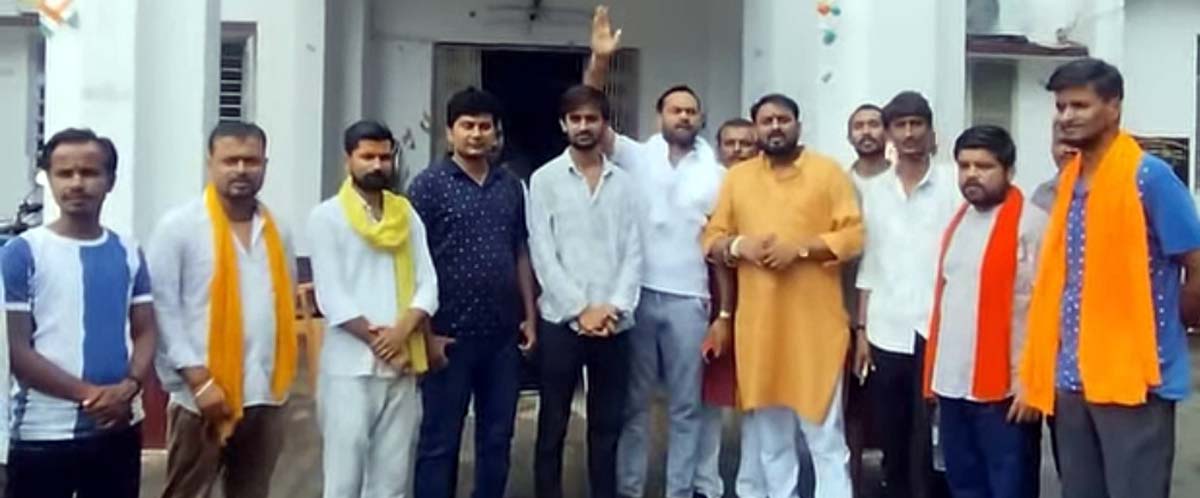  सोशल मीडिया में आपत्तिजनक टिप्पणी पर भड़का हिंदू संगठन