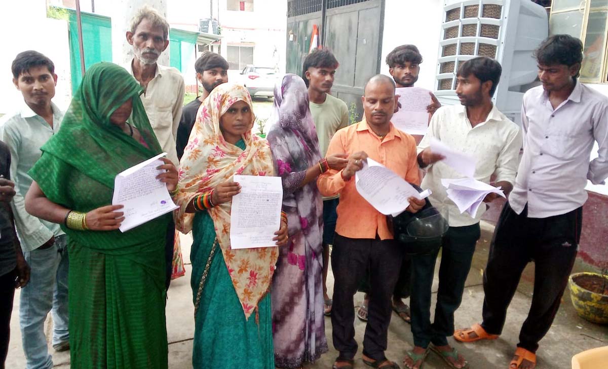 चार करोड़ की ठगी का आरोप, सुनार फरार, ग्रामीणों में मचा हाहाकार