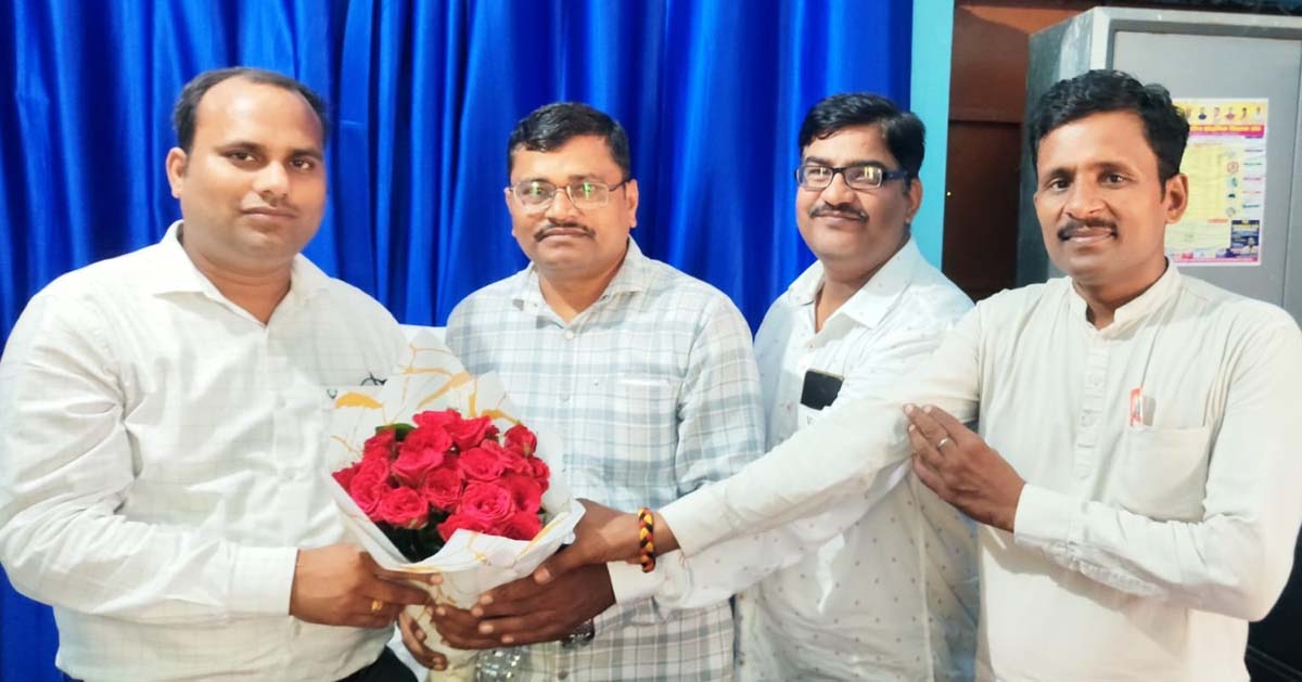 शैक्षिक गुणवत्ता बढ़ाने पर हुआ मंथन बीईओ का संघ ने किया स्वागत