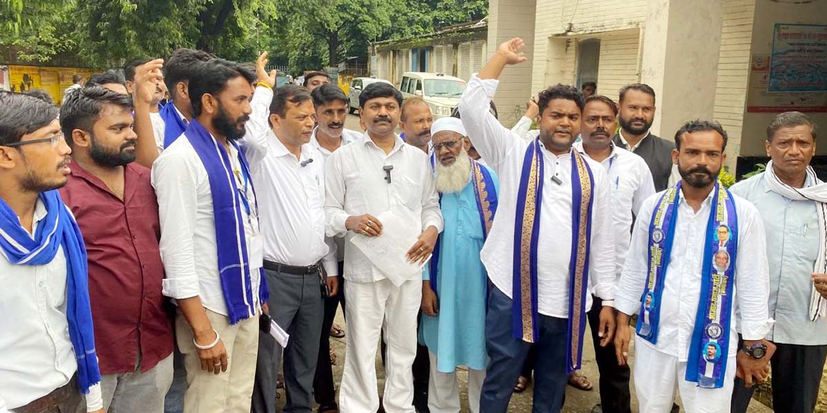 आजाद का काफिला रोकने व पथराव पर आसपा ने जताया आक्रोश