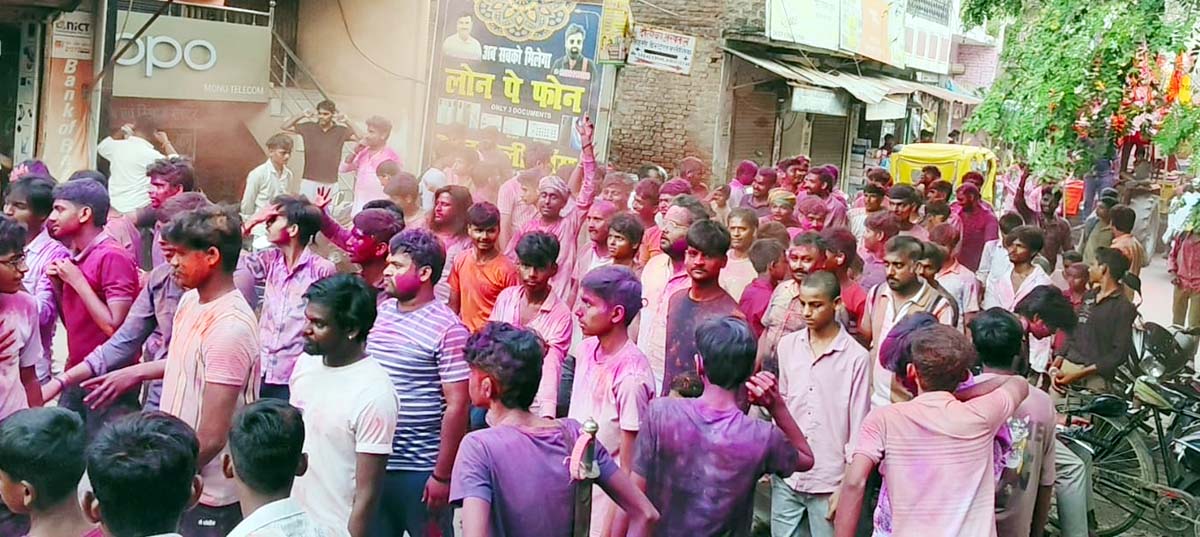 गणपति विसर्जन में उमड़ा सैलाब, जयकारों से गूंजा कस्बा