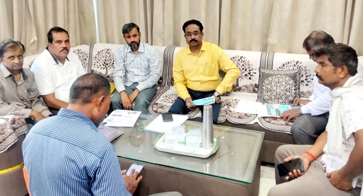  बीओएस में लगा शिविर, उमंग एप से निकासी तक समझाया