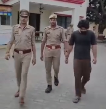 फरारी पर पुलिस का शिकंजा, 25 हजार का इनामी दबोचा