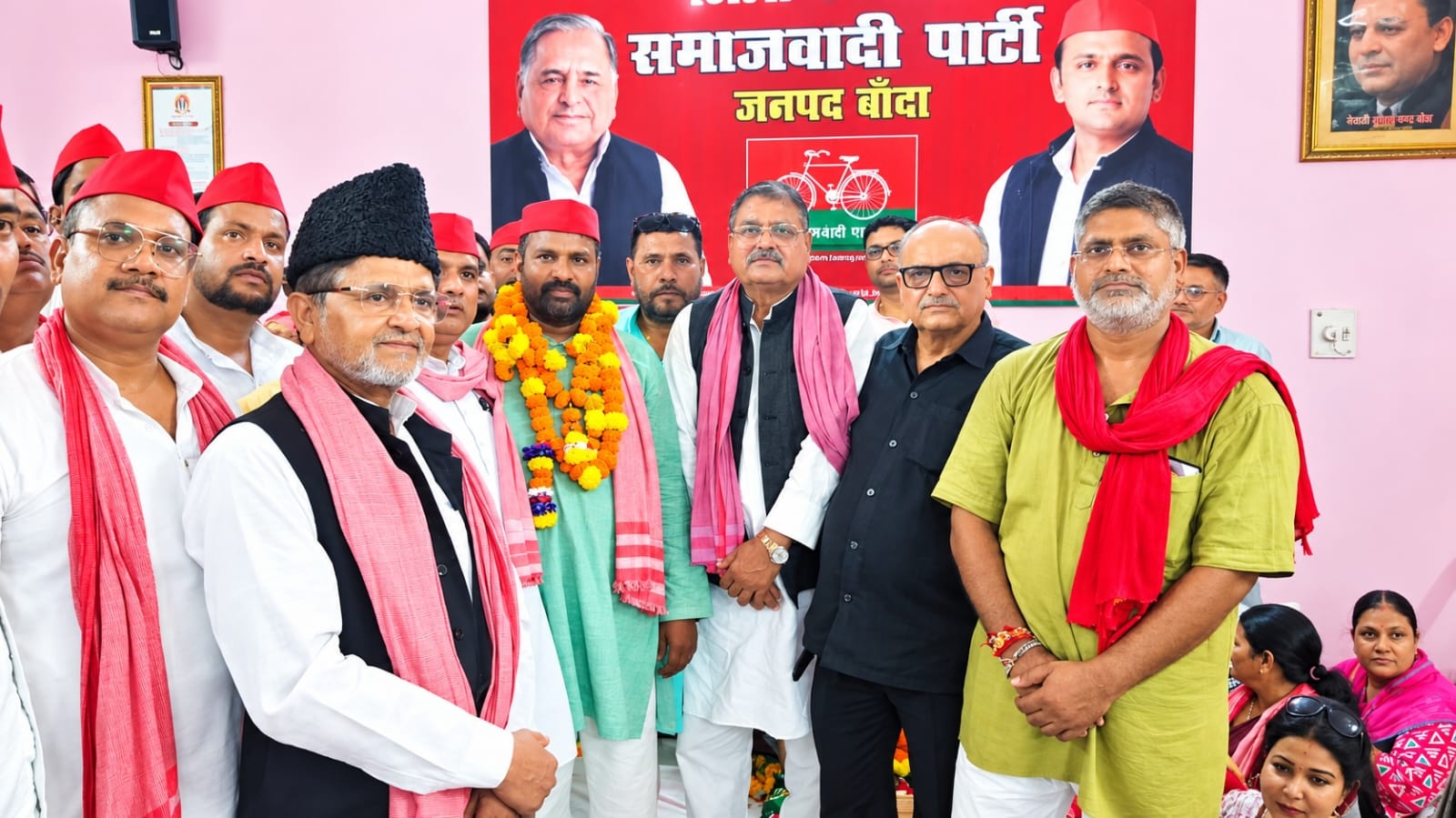 सपा के नए जिलाध्यक्ष का शक्ति प्रदर्शन, जगह-जगह हुआ जोरदार स्वागत