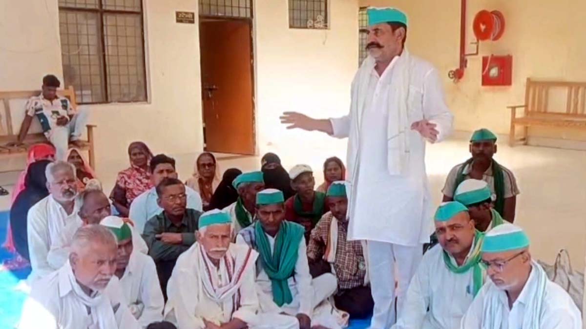 मांगों को लेकर भाकियू अराजनैतिक ने तहसीलदार से की वार्ता