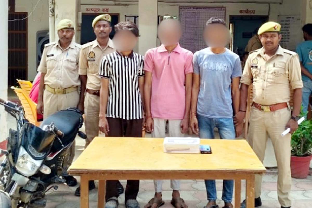 सुनसान रास्तों पर लोगों को शिकार बनाने वाले तीन शातिर गिरफ्तार