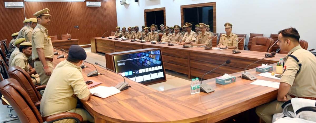 त्योहारों पर न हो चूक, फायर व रेडियो शाखा रहे अलर्ट: एसपी
