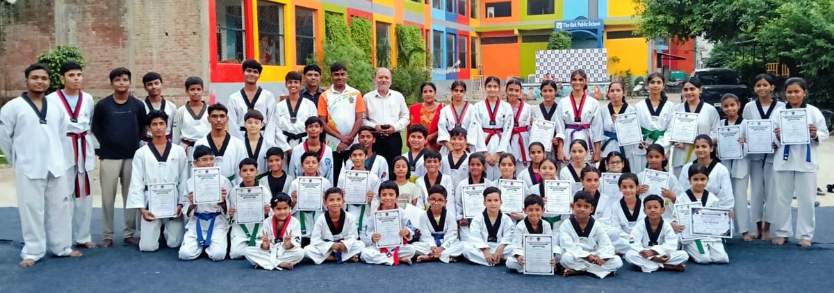 ताइक्वांडो खिलाड़ियों ने कलर बेल्ट टेस्ट में हासिल किया प्रमोशन