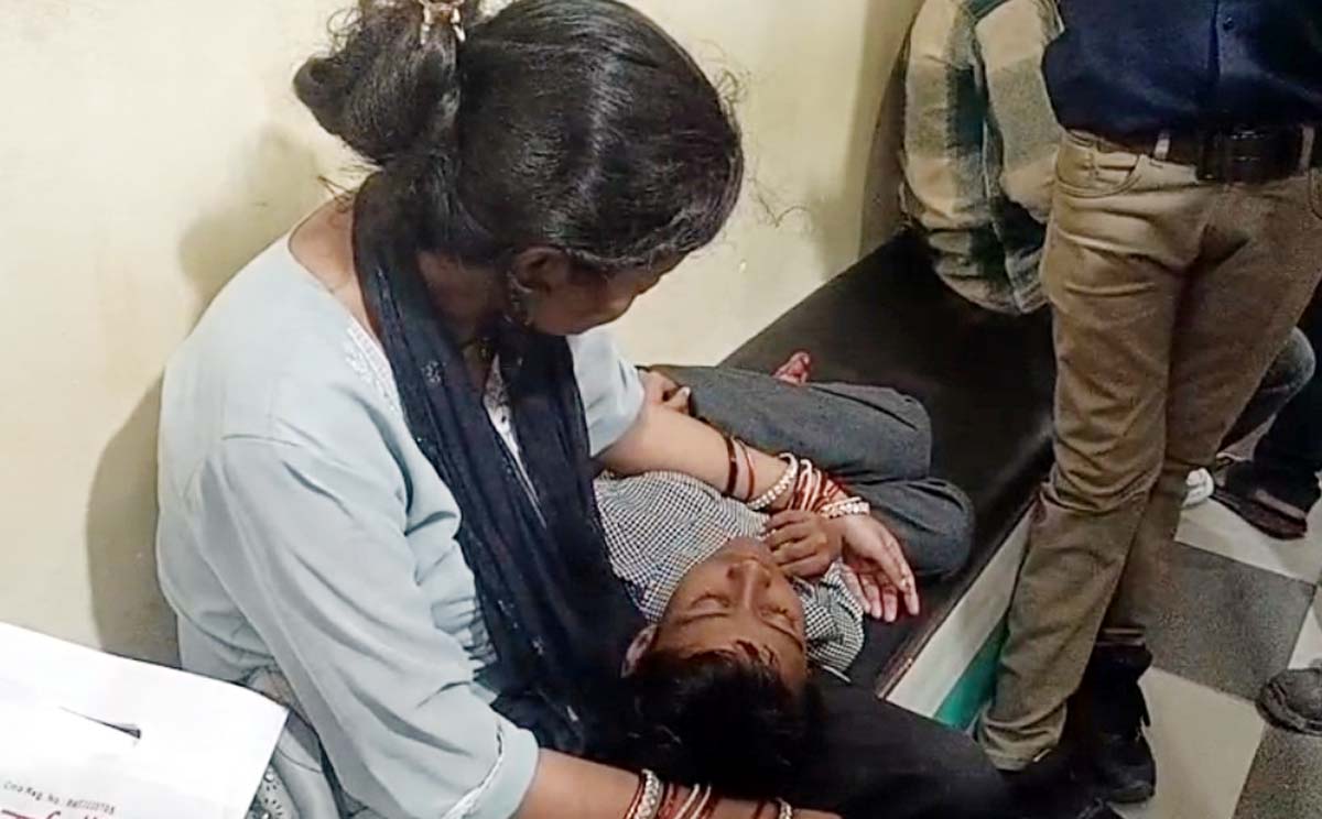स्कूल में हादसे के बाद छात्र का अंगूठा कटा, दो उंगलियां फ्रैक्चर