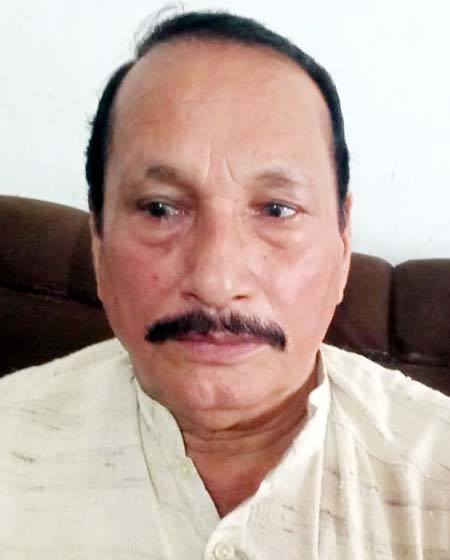 जनपद सेवा संस्थान के अध्यक्ष व समाजसेवी ने डीएम को सौंपा पत्र
