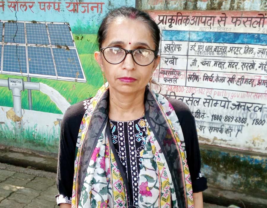 महिला ने जमीन कब्जा मुक्त कराने की उठाई मांग