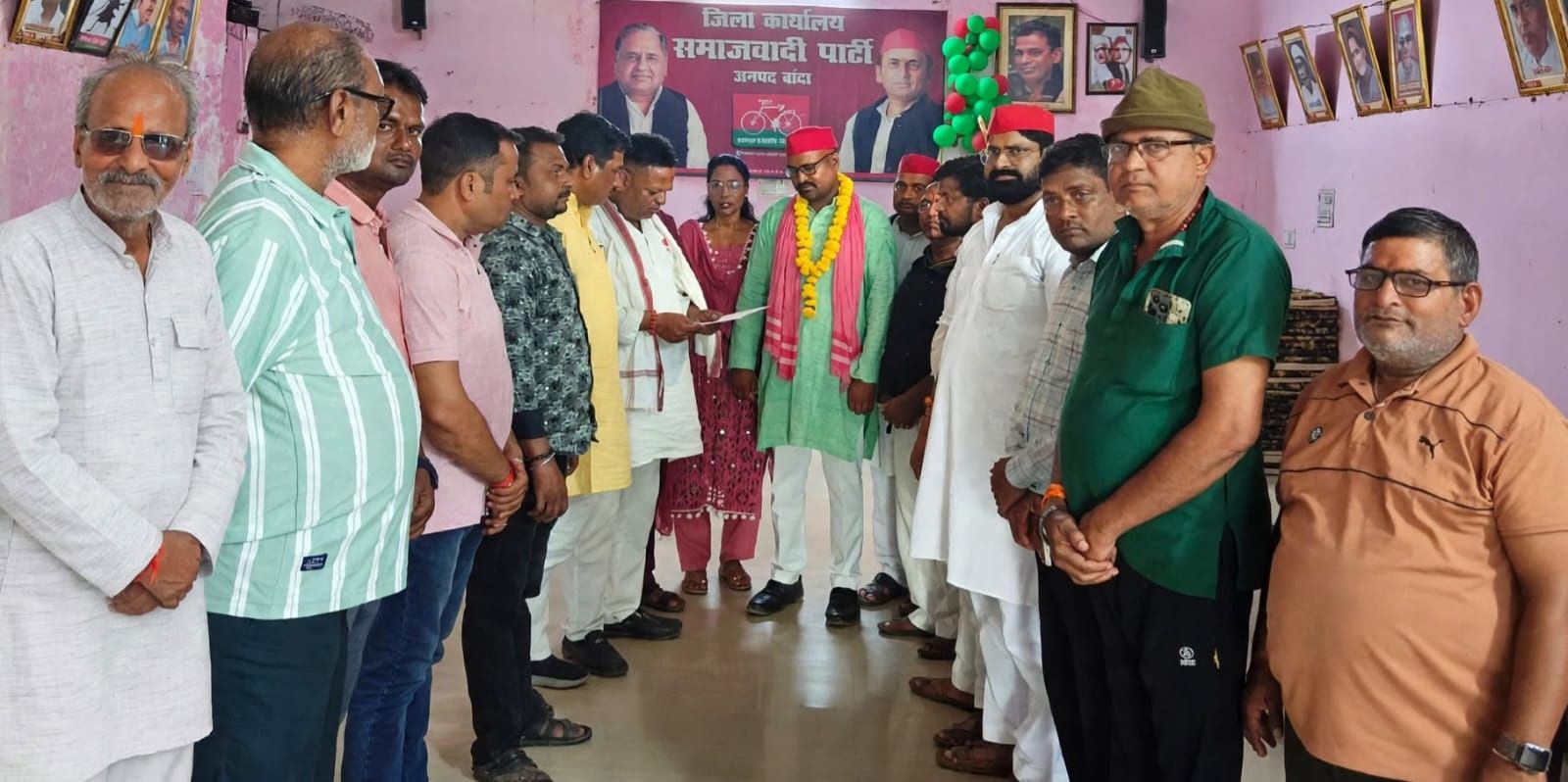 अयोध्यावासी वैश्य समाज ने मांगा ओबीसी का दर्जा, सुप्रीमों को भेजा ज्ञापन