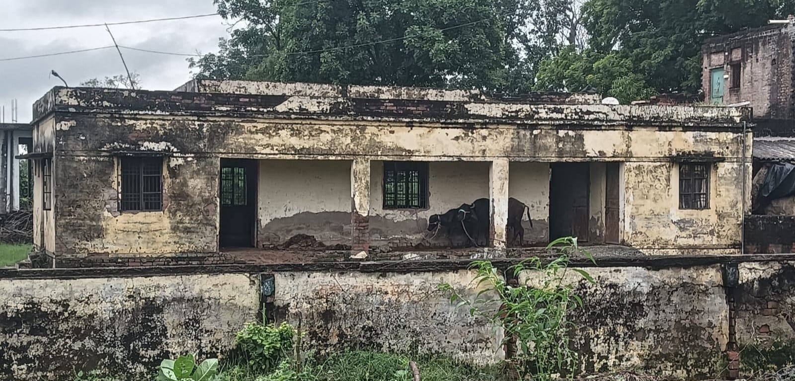 5 किलोमीटर दूर मतदान केंद्र, 500 मतदाताओं ने जिलाधिकारी से लगाई गुहार 