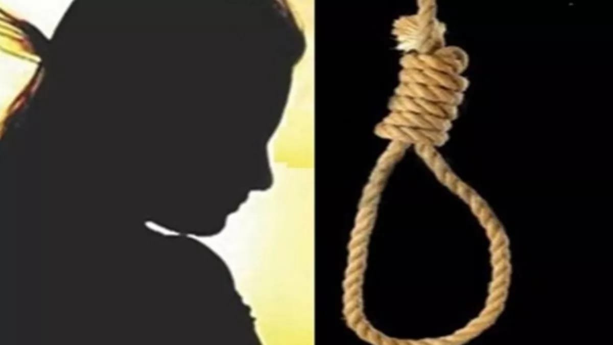 महिला ने फांसी लगाकर दी जान, पुलिस ने शव को पोस्टमार्टम के लिए भेजा