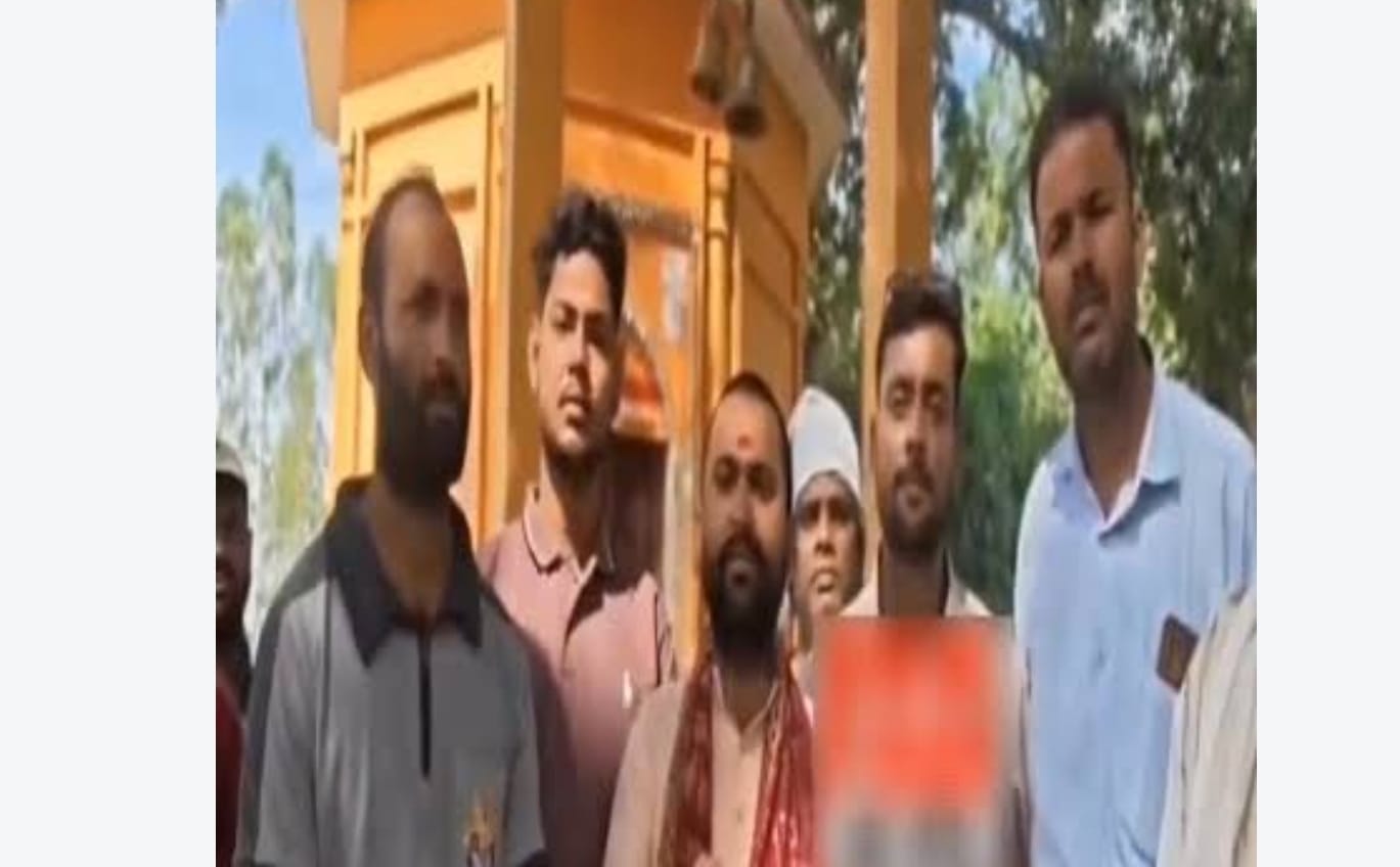 तीन मंदिरों में मूर्तियां तोड़ने वाला आरोपी गिरफ्तार